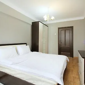 Spacious Central شقة